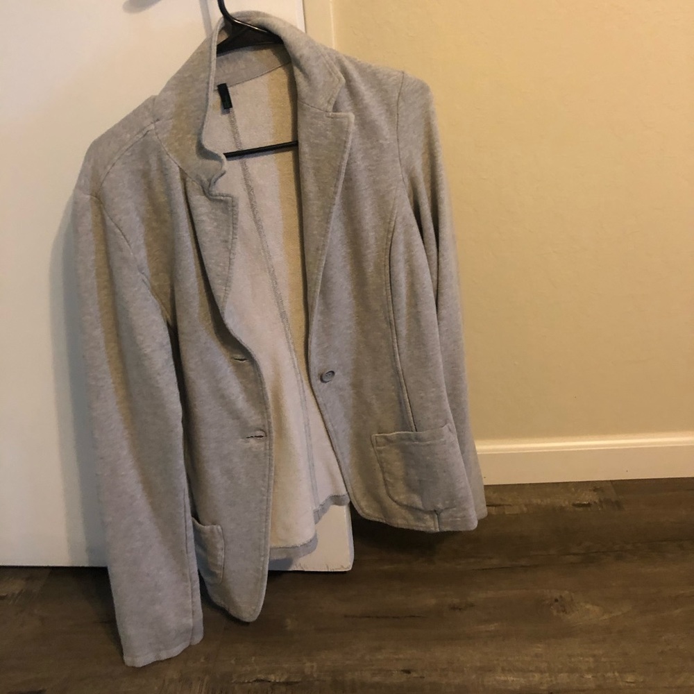Grey sweater